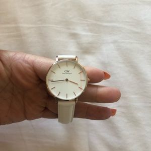 White Daniel Wellington Watch